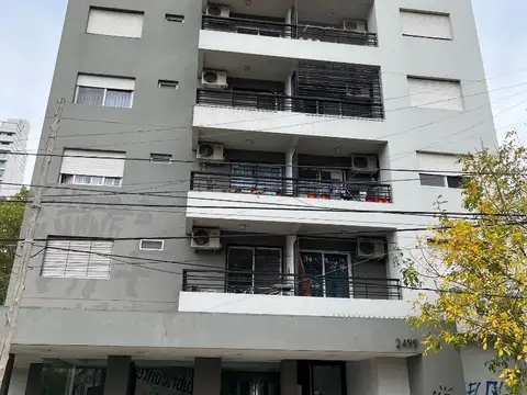 Almirante Brown 2400, Piso 4°