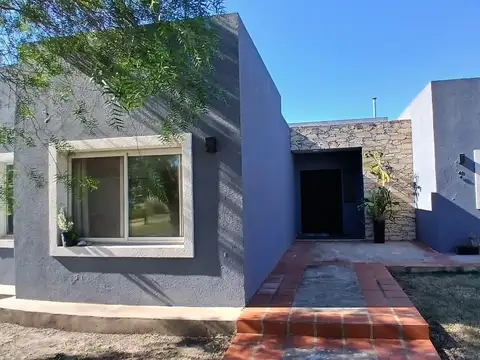Casa en Venta en Santa Isabel, USD 188.000