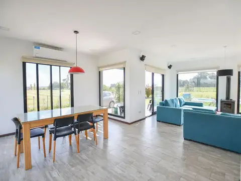 Casa en Venta en El Mirador Del Lago, USD 179.000