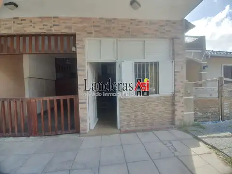 Departamento Monoamabiente - Planta Baja - Una Cuadra del Mar
