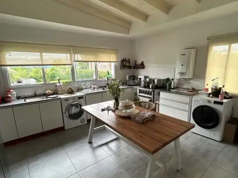 CASA EN ALQUILER CLUB DE CAMPO EL AYBAL ZONA AEROPUERTO