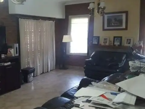 Casa 4 ambientes con 4 baños