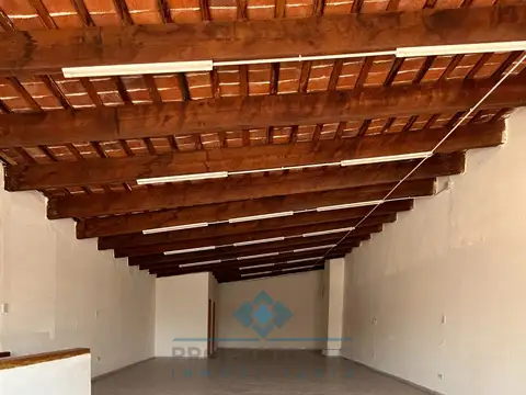 ALQUILER - LOCAL COMERCIAL EN PLENO CENTRO - JESÚS MARÍA-PLANTA ALTA