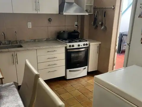 Depto Tipo Casa en Venta con 1 cocheras