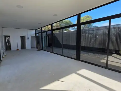 ALQUILER DE LOCAL COMERCIAL EN EL PINAR