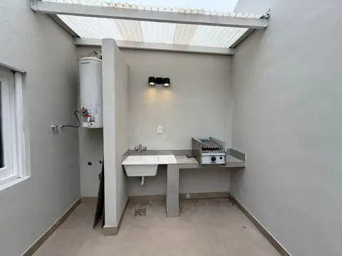Depto Tipo Casa Monoambiente con 1 baño