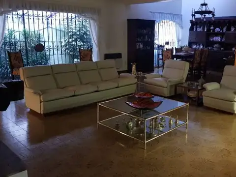 Casa en Venta en Bernal, USD 270.000