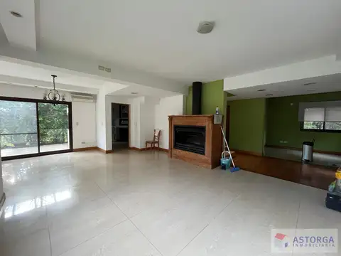Casa en Alquiler 25 años