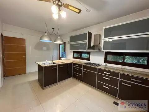 Casa en Alquiler en San Carlos Country Club, USD 2.100