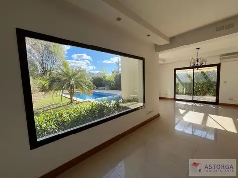 Casa en Alquiler de 2 dormitorios