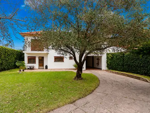 CASA 6 AMB PARQUE-PARRILLA-GARAGE APTO CRED