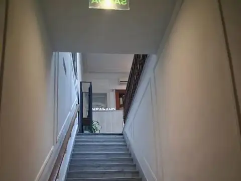 Depto Tipo Casa Monoambiente con 3 baños