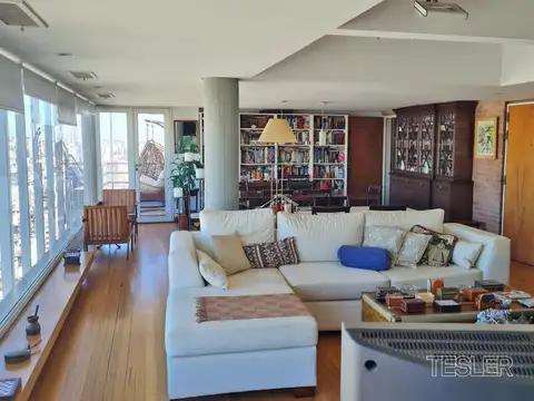 Departamento en Venta de 6 ambientes