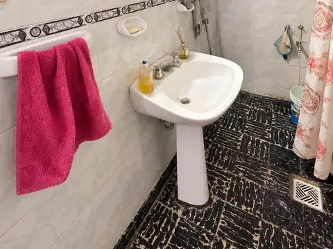 CASA DE 4 DORMITORIOS CON GRAN JARDÍN | BARRIO BELGRANO