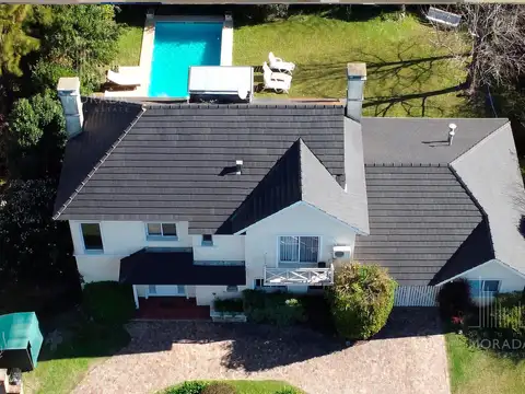 Casa en venta en el Barrio La Pradera, Pilar