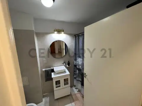 Departamento en Venta en Villa Gobernador Udaondo, USD 75.000