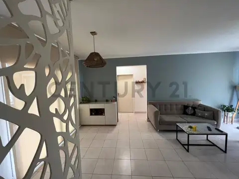 El Portico 100
