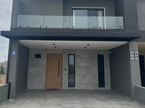 VENTA CASA 4 DORMITORIOS PREMIUN DOCTA CÓRDOBA