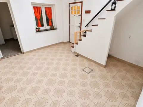 Depto Tipo Casa en Venta de 2 dormitorios