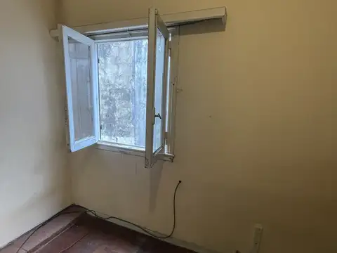 Agrelo 4100, Piso 1