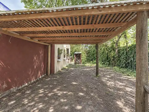 Casa en Venta con 1 cochera