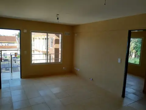 Departamento en Venta en Moron Sur, USD 40.000