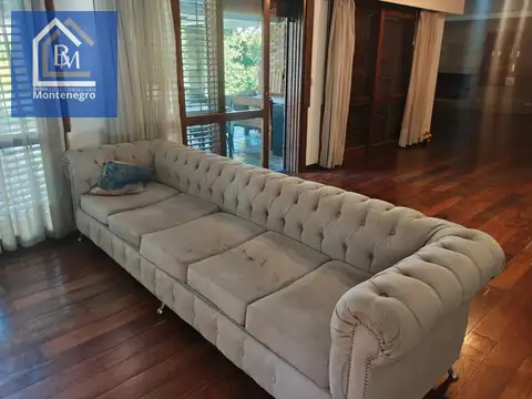 Casa 10 ambientes con 7 baños