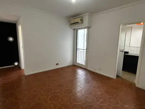 2 AMBIENTES MUY LUMINOSO EXCELENTE UBICACIÓN