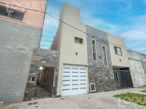 Casa de categoría, 3 dormitorios, en venta. A metros de Av. Facundo Zuviria
