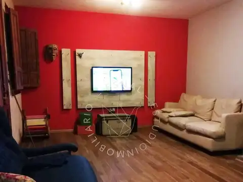 Casa 3 ambientes con 2 baños