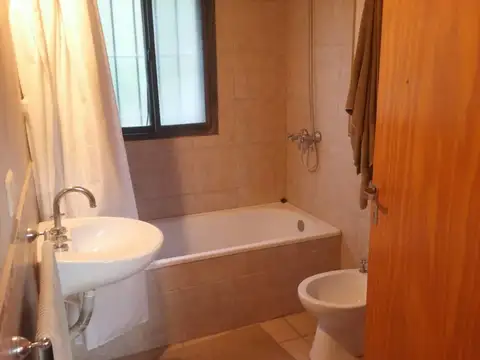 INGENIERO MASCHWITZ BARRIO ACACIAS BLANCAS RESIDENCIAL, EXCELENTE