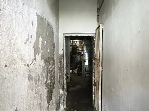 Galpon en Venta en Valentin Alsina, USD 120.000