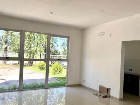 colectora norte acceso oeste 8200