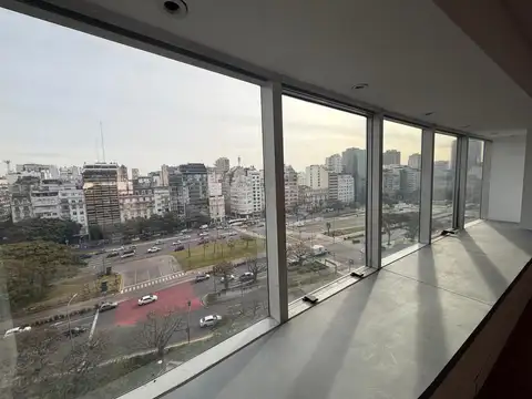Oficinas con cochera en Venta - Retiro
