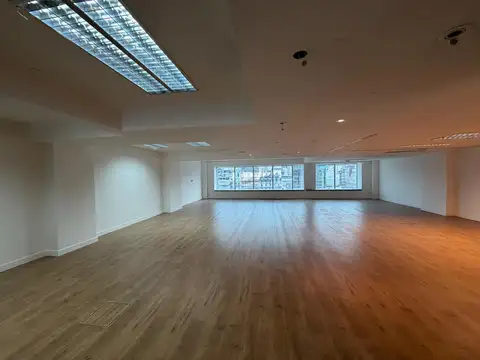 Oficina en Alquiler en Retiro, USD 3.600