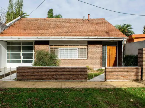 Alberdi 2636
