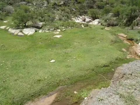 Av Los Porteños 100