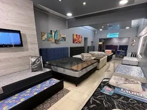 San Matirn 1100, Piso 0