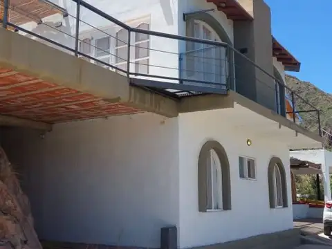 Venta de casa en el Club de Náutica y Pesca los Reyunos. San Rafael Mendoza.