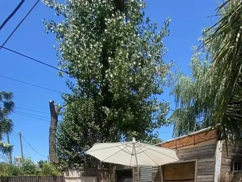 Casa en Venta en Cruce Castelar, USD 115.000