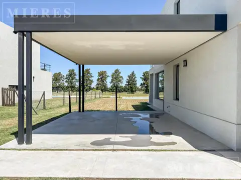 Casa en Venta en Pilar Golf Club, USD 448.000