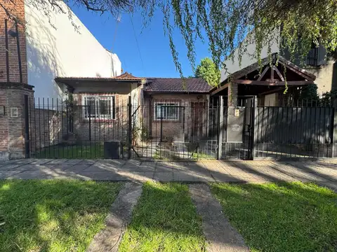 Casa 3 ambientes- ALQUILER- Ituzaingó Norte