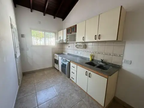 Depto Tipo Casa 3 ambientes con 1 baño