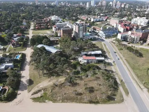 Lote Multifamiliar en Venta en Pinamar Zona Playa