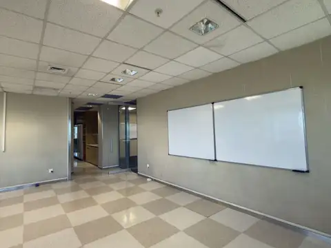 ING. BUTTY 200, Piso 19