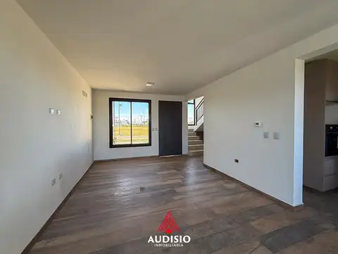 Depto Tipo Casa en Venta en Cordoba, USD 145.000