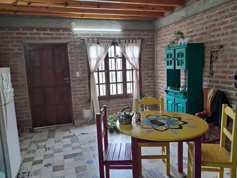 Casa en Venta en General Roca, USD 78.000