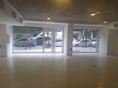 Av. Directorio al 200