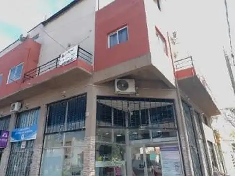 Locales y deptos en Block CON RENTA