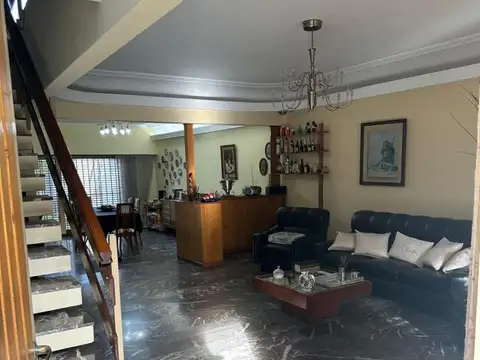 Casa en Venta en Caseros, USD 179.000